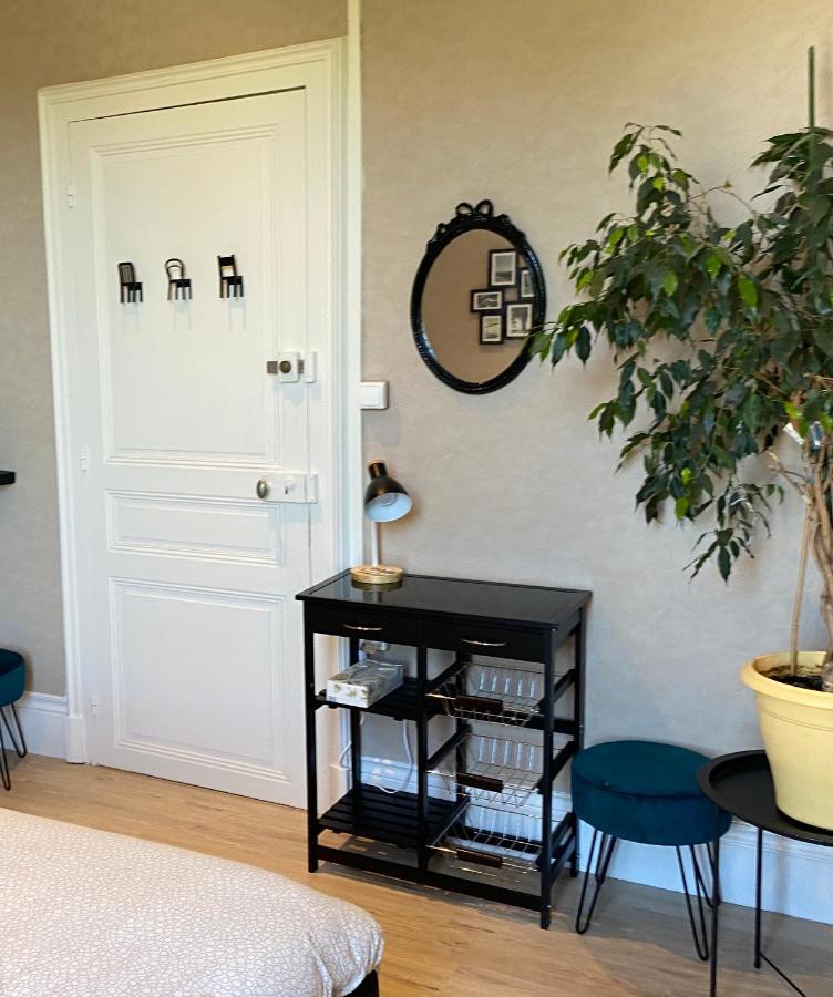 Chambre De La Poterie Deux Rivieres Exteriör bild